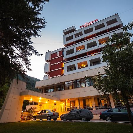 Hotel Domogled Băile Herculane Exteriör bild